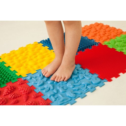 Covoraș de masaj "Ortek Mix Puzzle-uri" 10 elemente + "Modele" cadou Covoraș de masaj "Ortek Mix Puzzle-uri" 10 elemente + "Modele" cadou